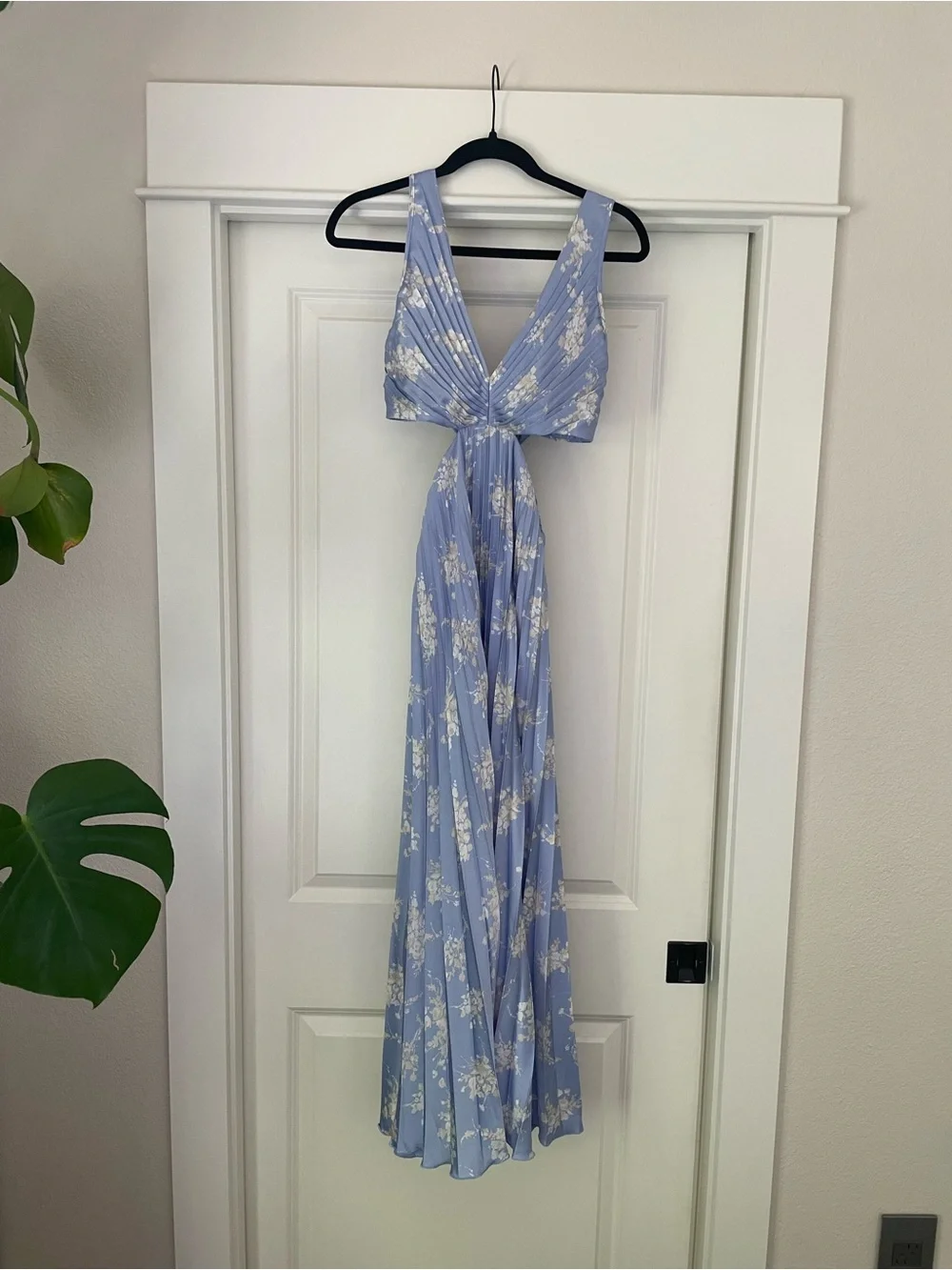 A&F Giselle Pleated Cutout Maxi sz S
